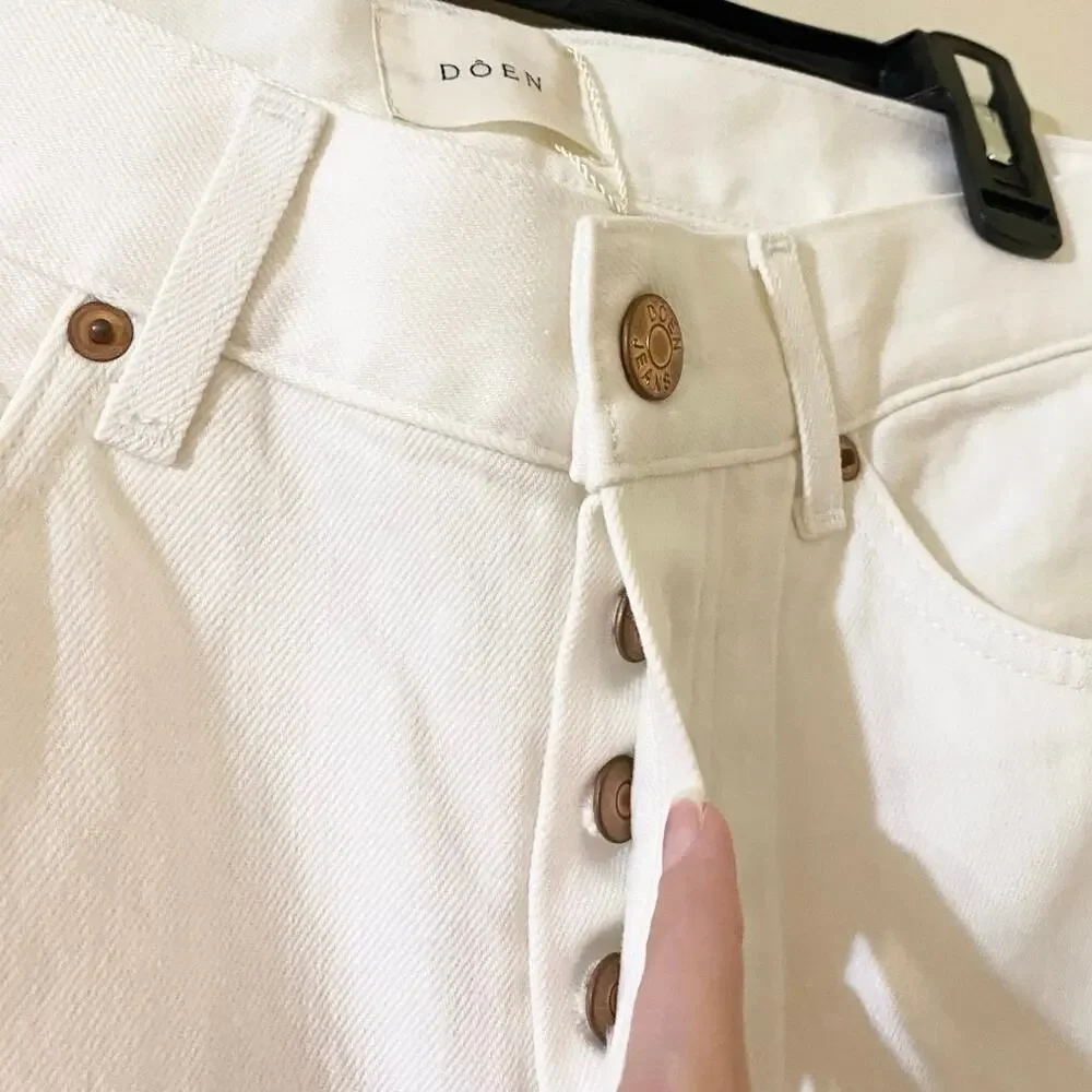 Doen Leone Jeans In Salt Rinse Wash 28 NWT